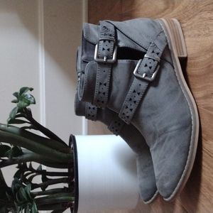 Rocket dog ankle boots
